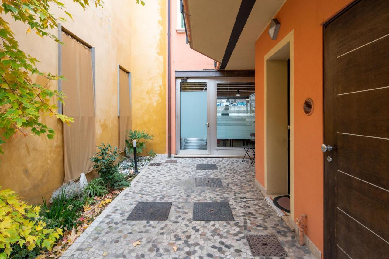 Venezia-Suite HemingwayA Pochi Passi Outlet Noventa di Piave Bagian luar foto